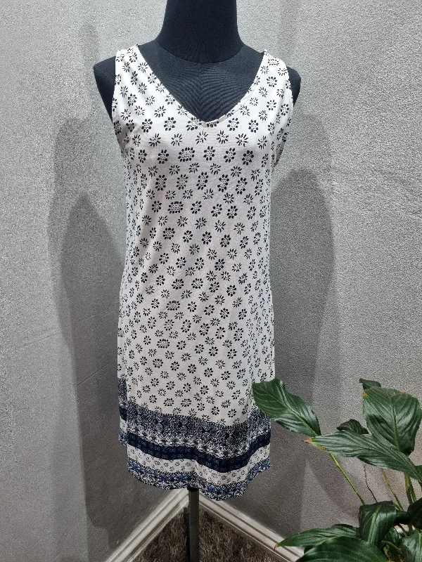 Sleeveless Summer Dress (Small)